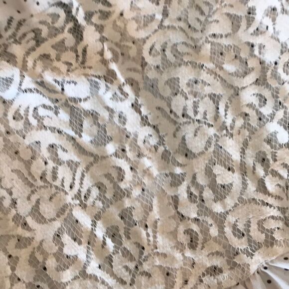 Beautiful black and white candies blouse - Picture 3 of 8